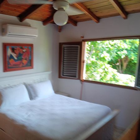 Cozy Oceanfront Villa With Direct Beach Access 拉斯特拉纳斯 外观 照片