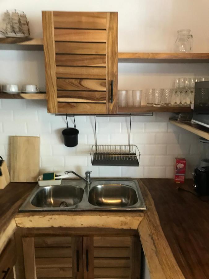 Cozy Oceanfront Villa With Direct Beach Access 拉斯特拉纳斯 外观 照片