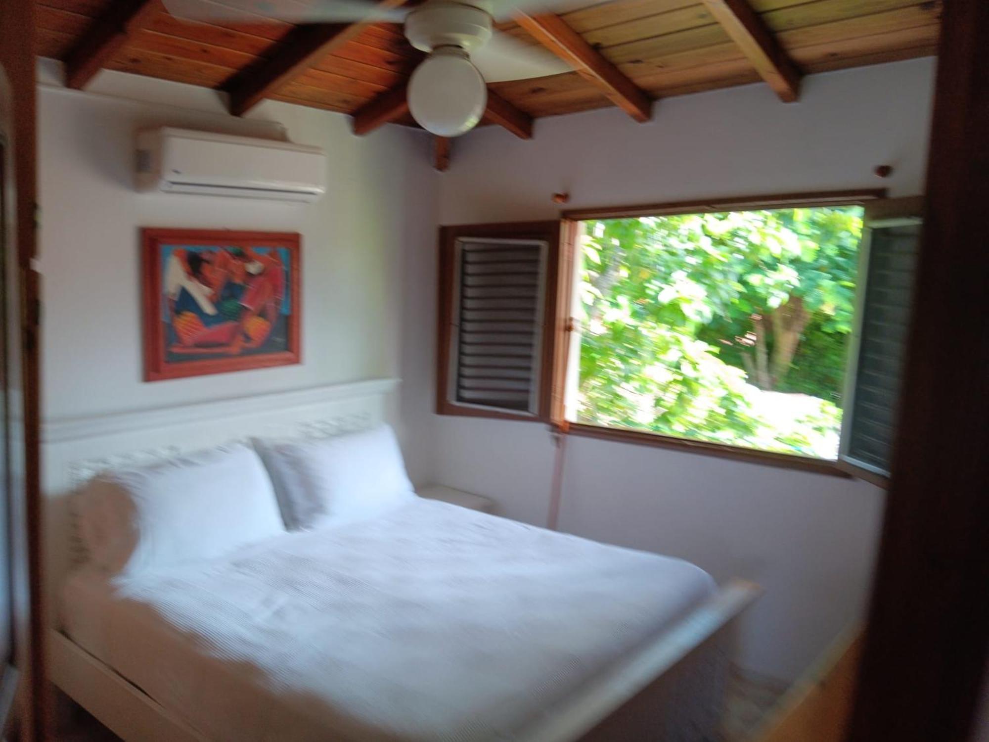 Cozy Oceanfront Villa With Direct Beach Access 拉斯特拉纳斯 外观 照片